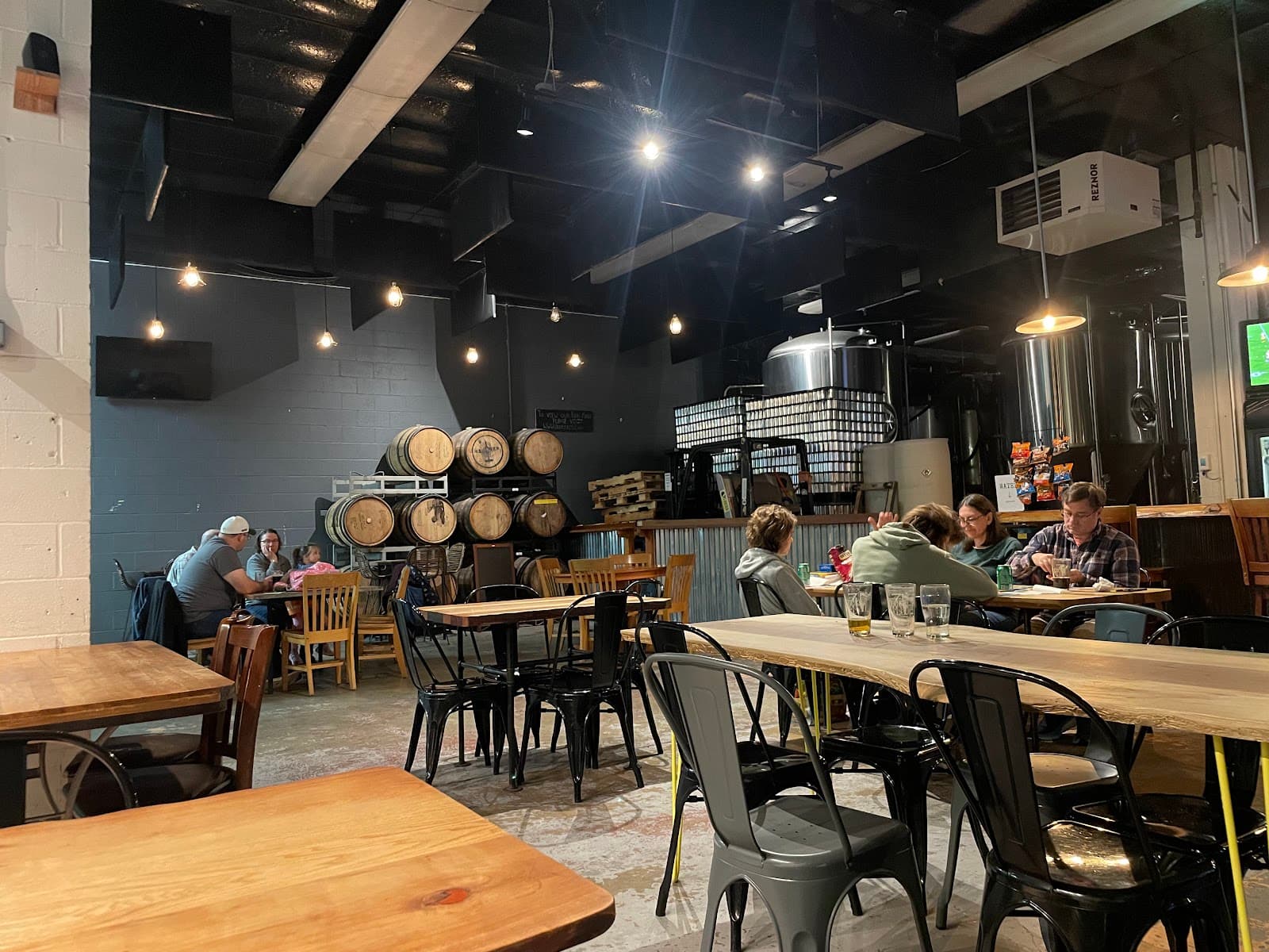 7 Locks Brewing photo 2